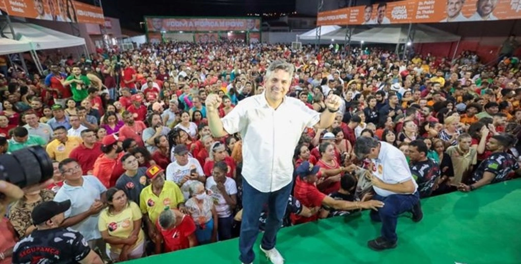 Pablo Santos lança sua pré-candidatura à Prefeitura de Picos em evento prestigiado