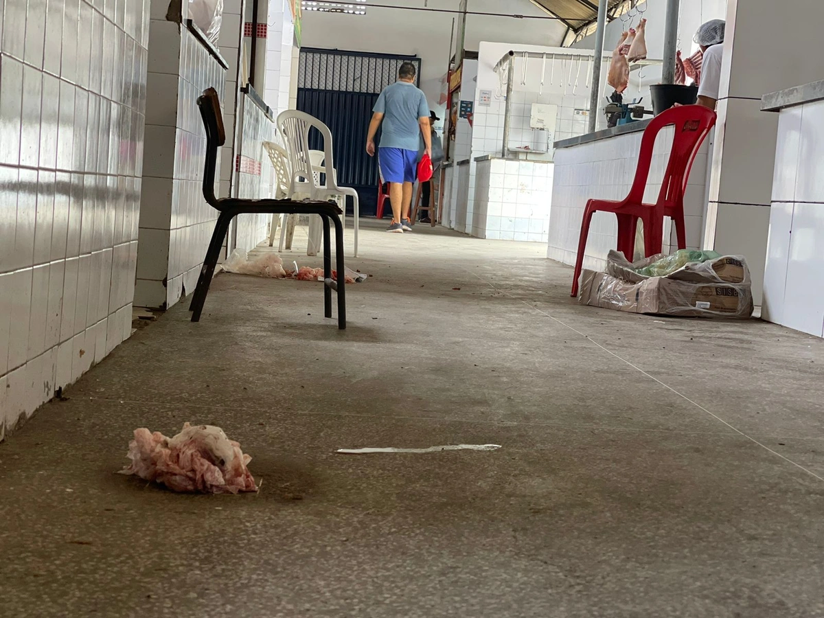 Prefeitura faz reforma milionária de mercado em Teresina, mas resultado decepciona