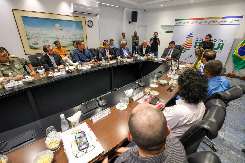 Rafael anuncia R$ 5,3 milhões de aporte financeiro aos clubes de futebol do Piauí