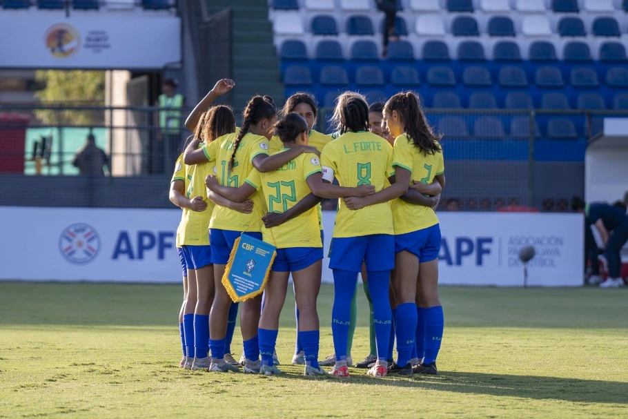 Brasil encara Colômbia pela última rodada da fase de grupos do Sul-Americano