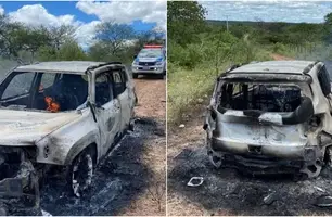 Carro carbonizado com os corpos das vítimas (Foto: Reprodução)