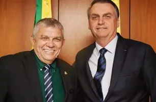 Delegado Cavalcante e Bolsonaro (Foto: Reprodução)