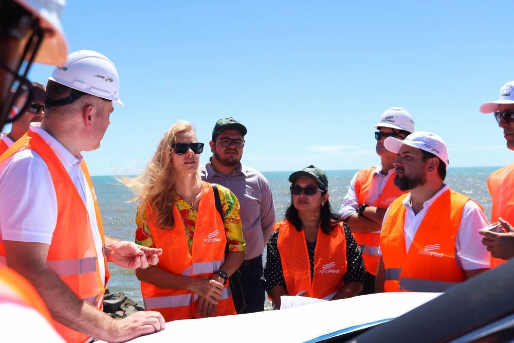 Embaixadora da União Europeia conhece instalações da ZPE e área portuária do Piauí