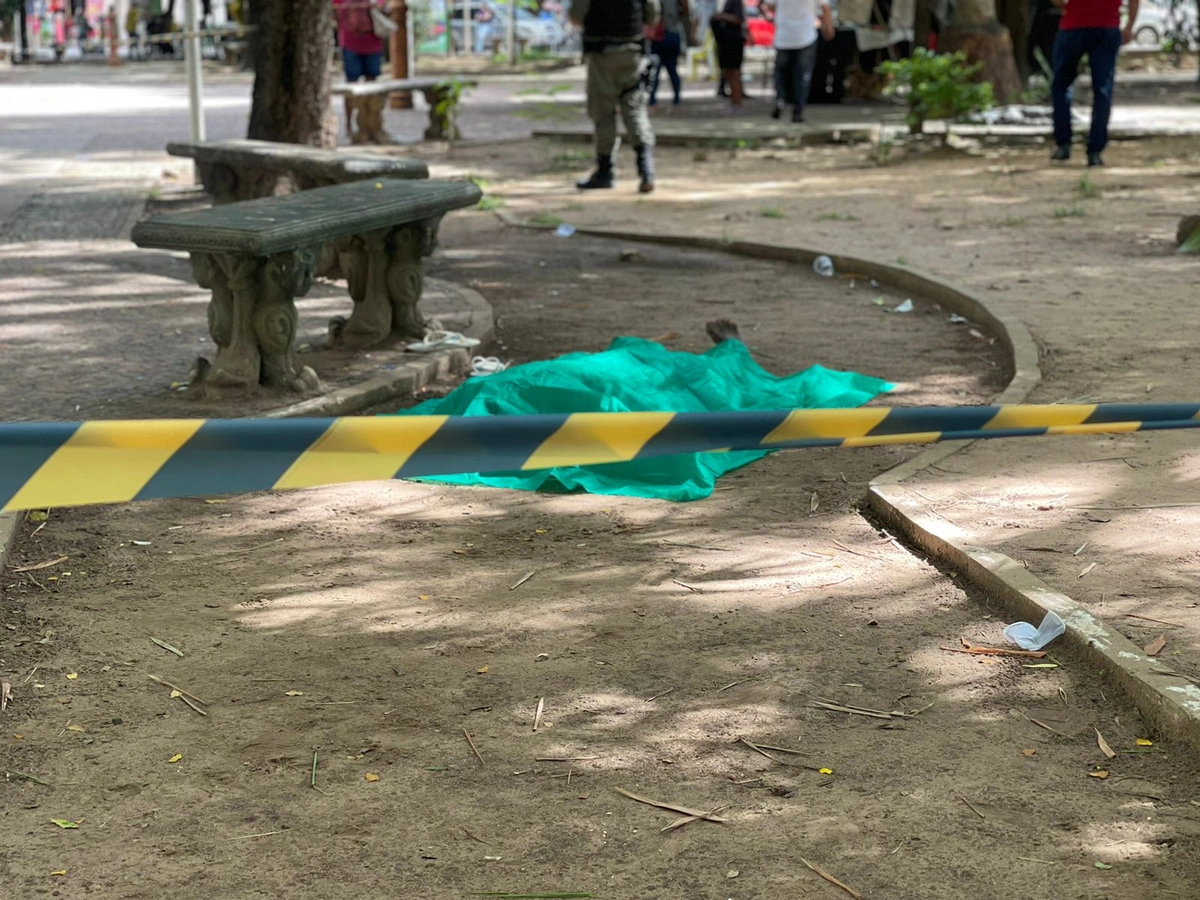 O morador de rua foi morto após um suposto assalto no Centro de Teresina