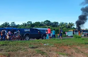 Protesto em Altos (Foto: Reprodução)