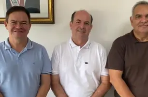 Ramildo Fonseca ao meio (Foto: Reprodução/Redes Sociais)