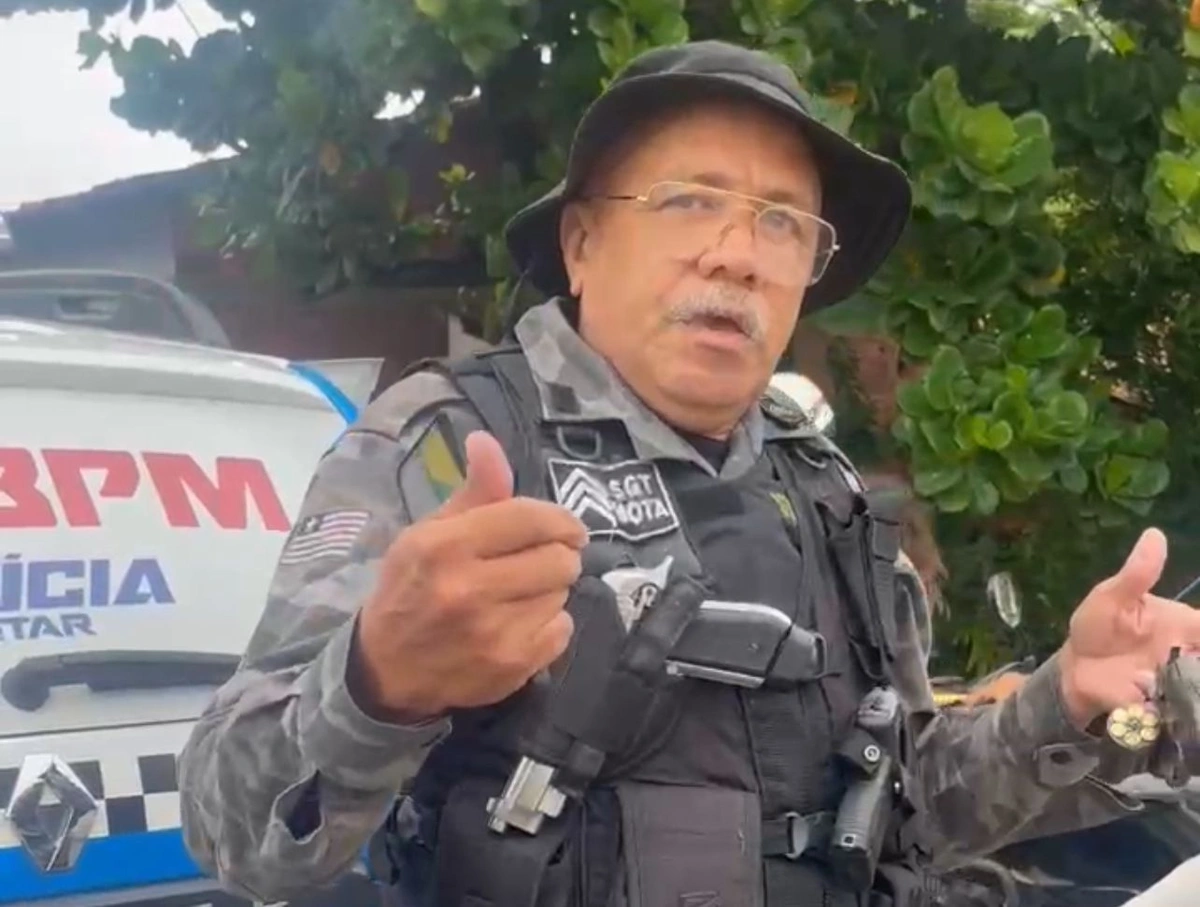 Sargento Mota prende homem armado transportando uma criança em moto