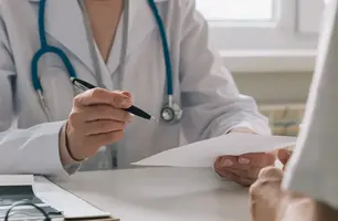 Terceira posição no ranking com menor acesso aos planos de saúde (Foto: Médicos brasileiros)