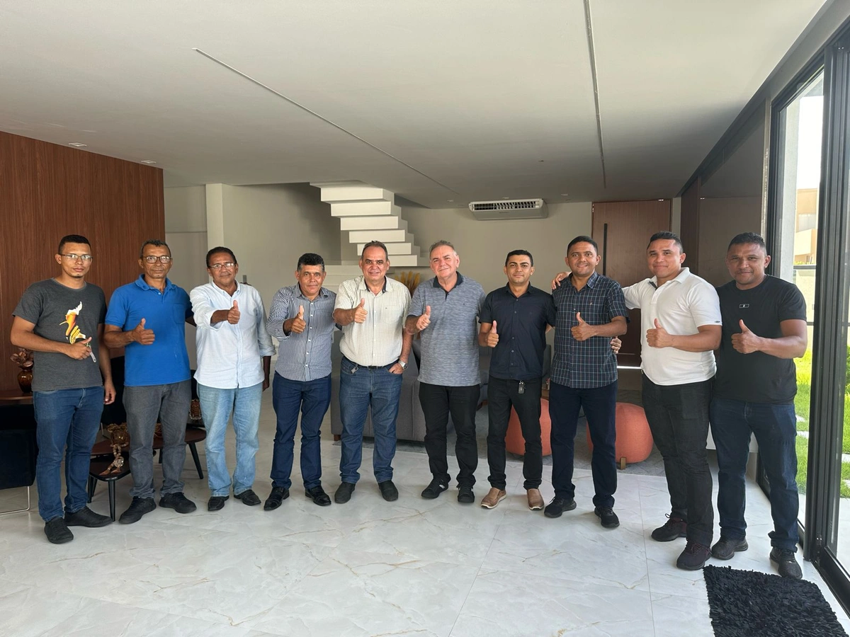 Vanderley desiste de pré-candidatura em Santa Cruz dos Milagres e apoia Tomé