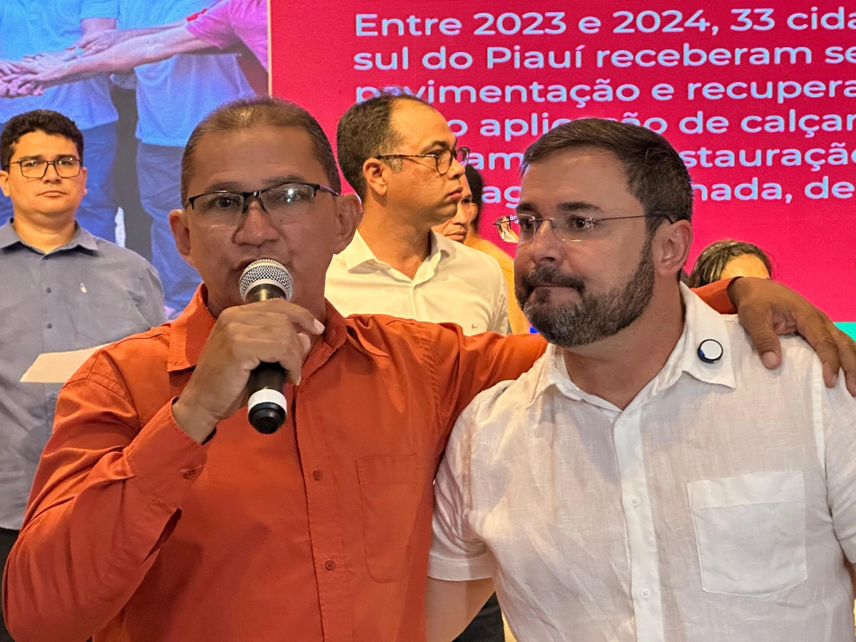 Ao lado de Fábio Novo, Dr. Vinícius reúne multidão em evento com pré-candidatos