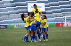 Brasil e Paraguai se enfrentam pela segunda rodada do hexagonal