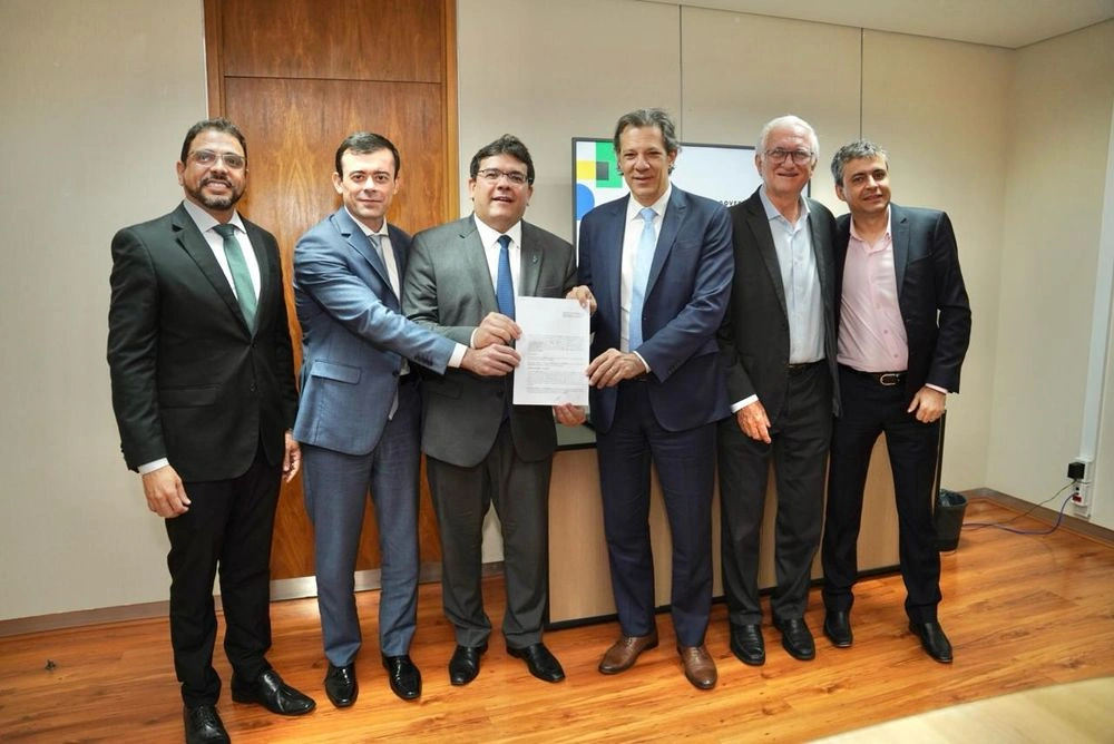 Com Ministro Haddad, Rafael assina contrato de R$ 2 bilhões em investimentos