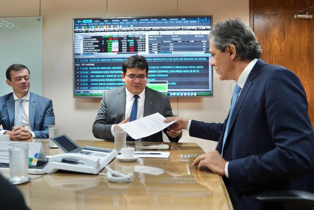 Com Ministro Haddad, Rafael assina contrato de R$ 2 bilhões em investimentos