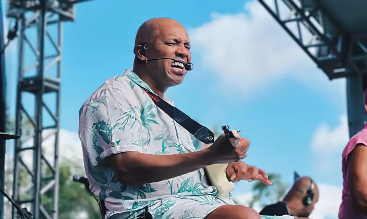 Corpo de Anderson Leonardo, do Grupo Molejo, será velado neste domingo no Rio