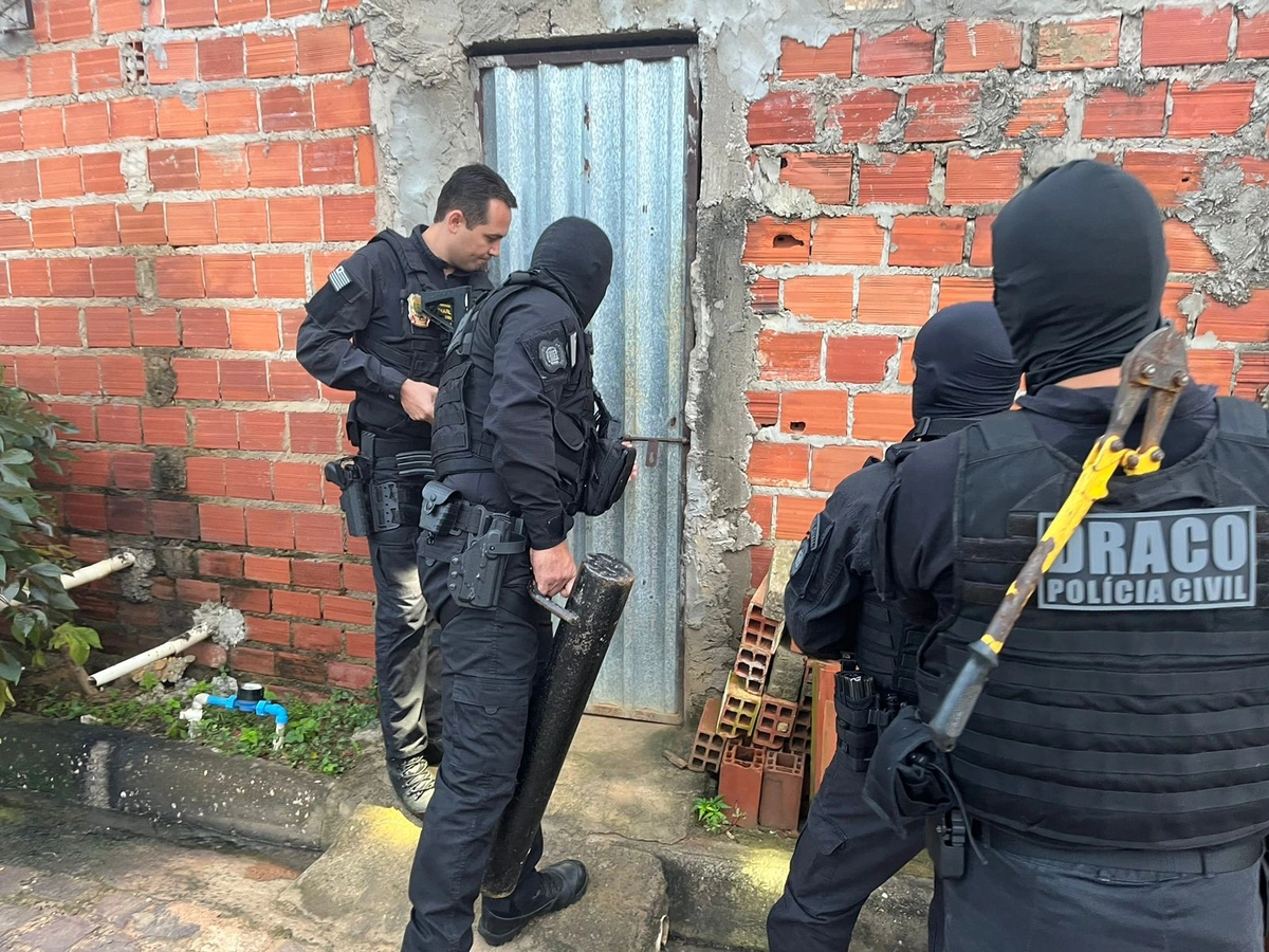Draco deflagra operação e prende 'Vovó da Facção' e filha em Teresina
