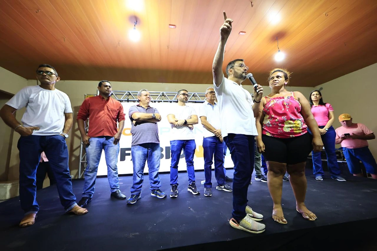 Fábio Novo trata do plano de governo com moradores da zona Sudeste de Teresina