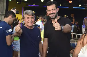 João Luiz e Evandro Abreu, prefeito e vice-prefeito de Monsenhor Gil, respectivamente (Foto: Reprodução Facebook)