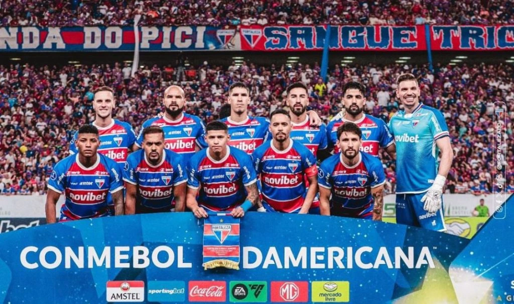 Os mais de 55 mil torcedores tricolores puderam ver o Leão fazer história em casa