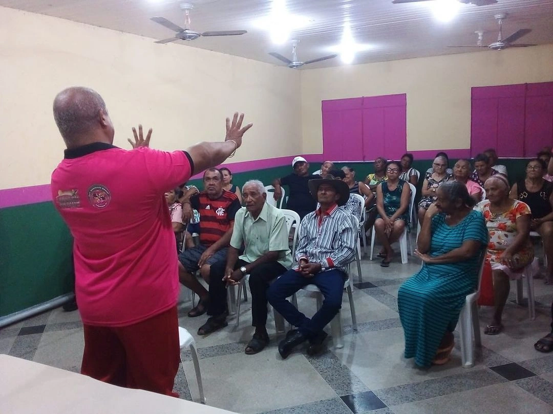 Prefeitura de Lagoinha do Piauí reúne idosos atendidos por programa social no CRAS