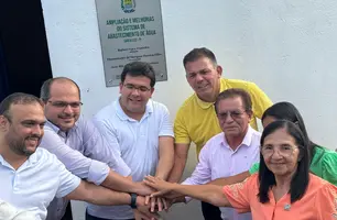 Rafael Fonteles entrega obra de ampliação do abastecimento de água em Santa Luz (Foto: Tiago Moura/Conecta Piauí)