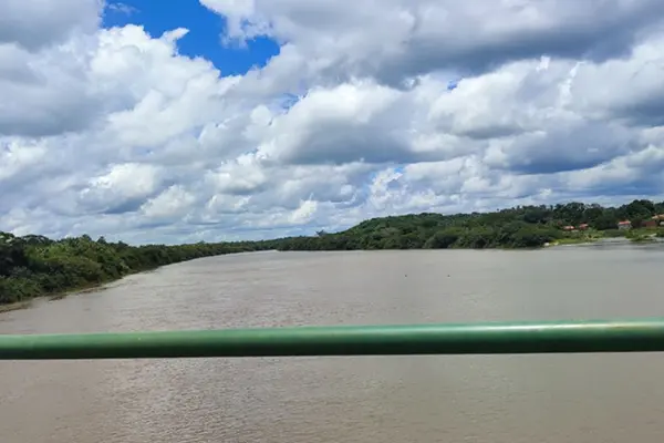 Rio Longá, em Esperantina