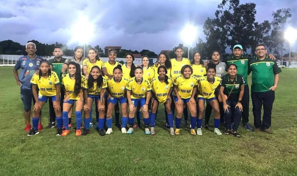 Tiradentes-PI feminino joga nesta segunda em busca de classificação inédita no brasileiro