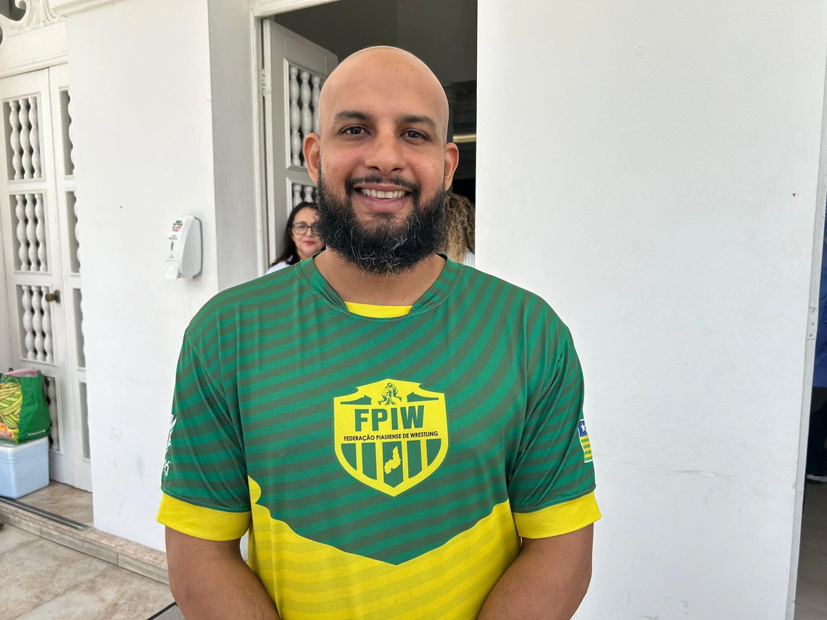 Treinador da Federação Piauiense de Wrestling, Ravi Borges