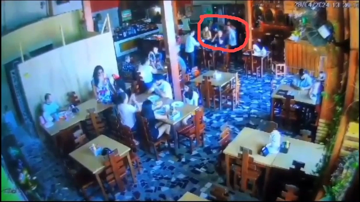 Vídeo flagra momento que garçom mata vereador e deixa dois feridos em restaurante