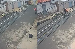 Vídeo flagra momento que mototaxista escapa de assalto na zona Leste de Teresina (Foto: Reprodução)