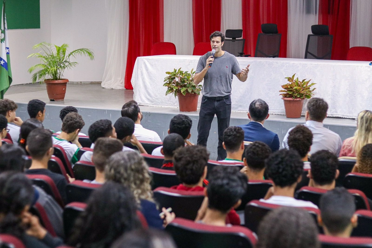 Washington Bandeira recebe CEO da Campus Party para divulgar o evento nas escolas