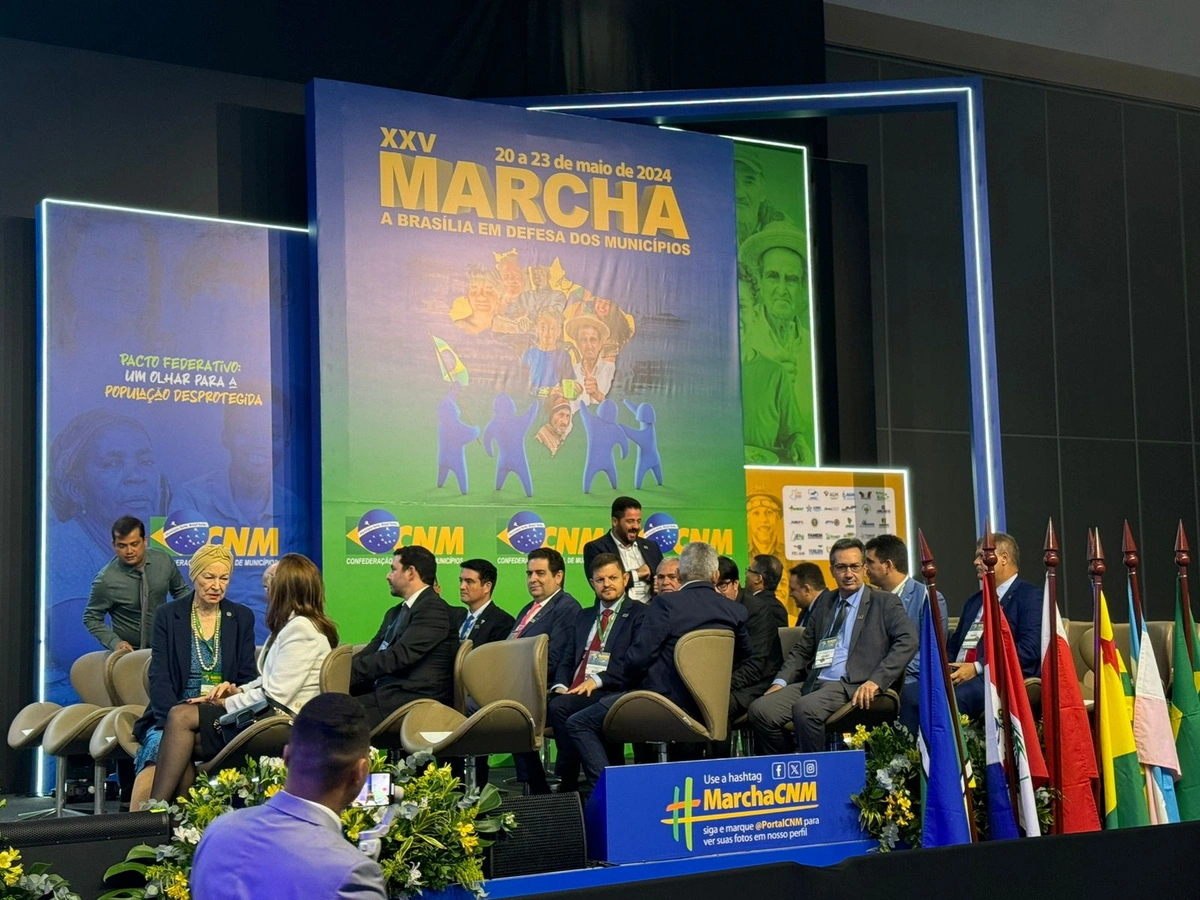 Abertura da 25ª Marcha dos Prefeitos reúne prefeitos piauienses em Brasília
