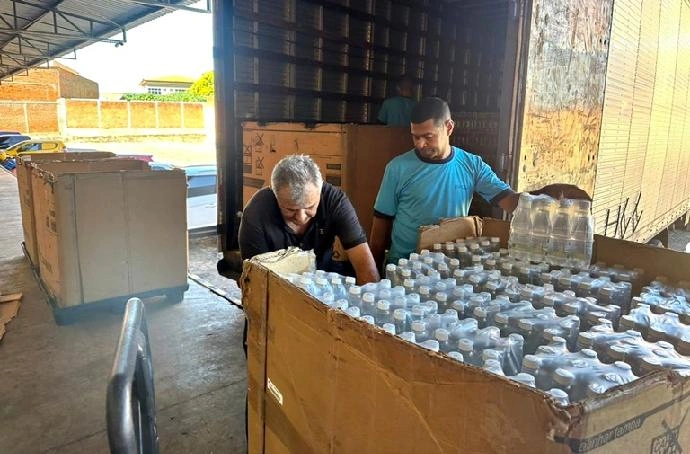 Agespisa envia 50 mil garrafas de água em apoio às vítimas das enchentes no RS