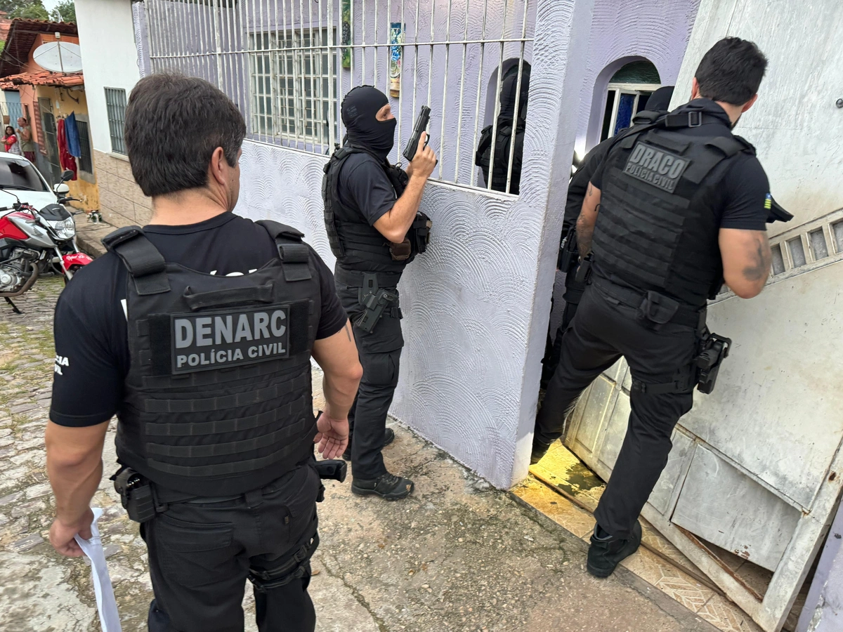 Denarc deflagra operação e cumpre 25 mandados em Teresina