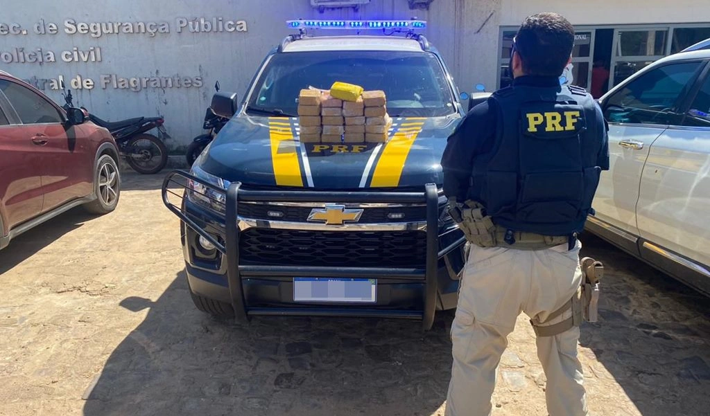 Droga encontrada dentro do tanque de combustível