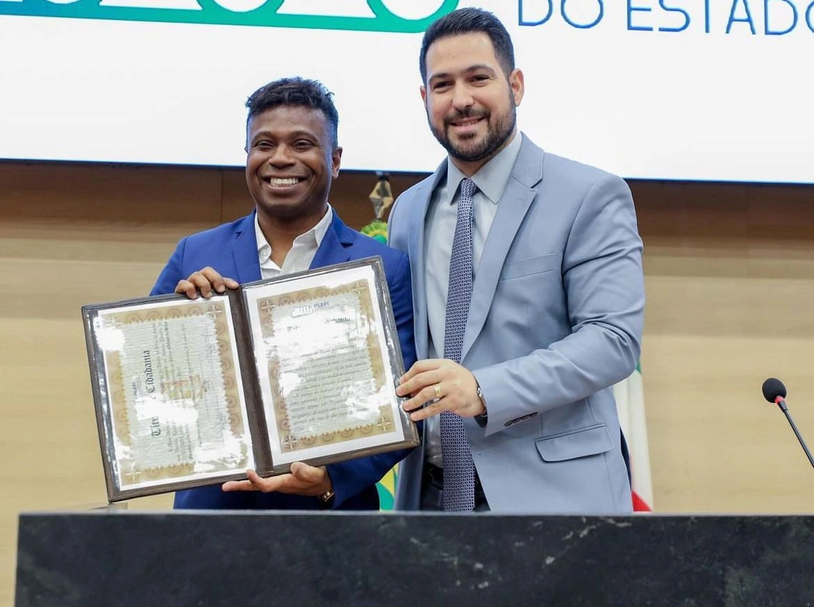 Edílson Capetinha, ex-Corinthians, recebe título de cidadão piauiense