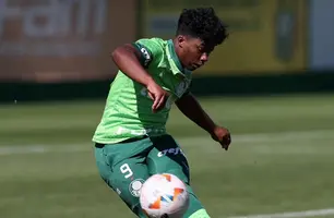 Endrick realiza último treino com a camisa do Palmeiras (Foto: Palmeiras)