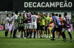 Gol do América-MG gera confusão em partida contra o Santos na Série B (Foto: Mourão Panda)