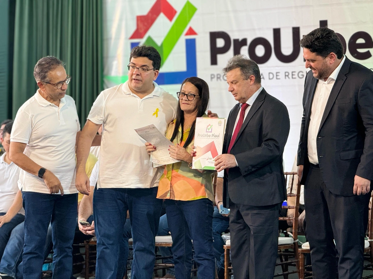 Governo do Piauí realiza Registros de imóveis e liberação de crédito em Parnaíba