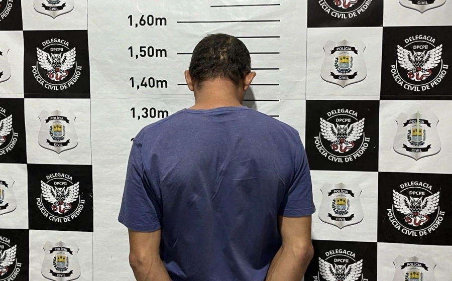 Homem com mandado por homicídio é preso em Domingos Mourão (PI)