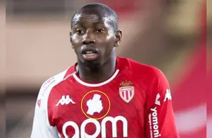 Jogador do Monaco causa polêmica ao cobrir imagem de campanha contra a homofobia (Foto: Reprodução)
