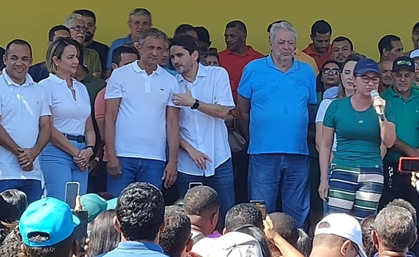 Matões em festa recebe ministro Juscelino Filho para asfaltamento da estrada da Santa Luzia
