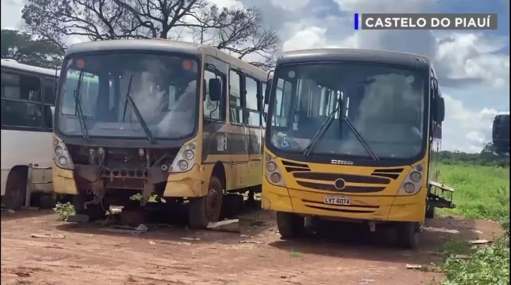 Moradores de Castelo do Piauí denunciam precariedade no transporte escolar