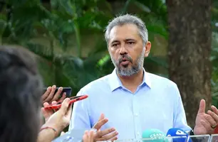 Acima o governador Elmano de Freitas (Foto: Divulgação)