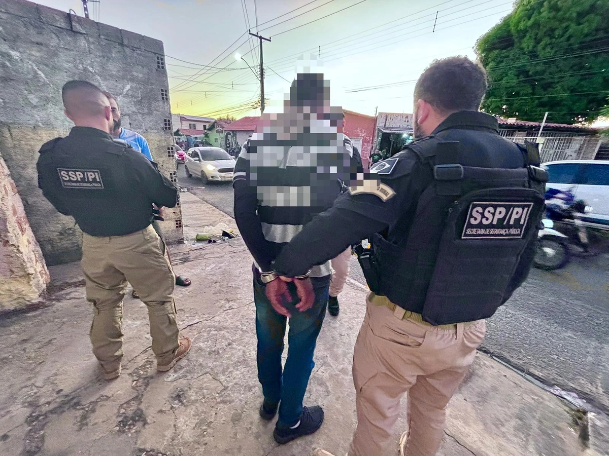 Acusado de tráfico de drogas e roubo é preso na zona Leste de Teresina