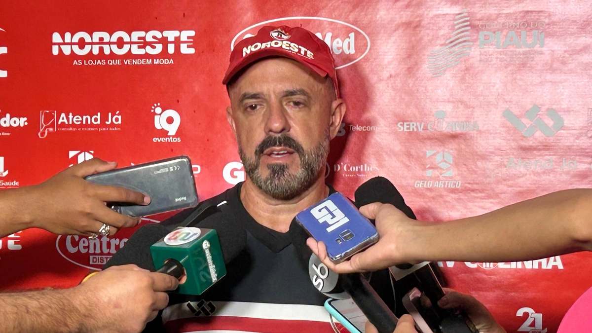 André Gaspar, técnico do River-PI