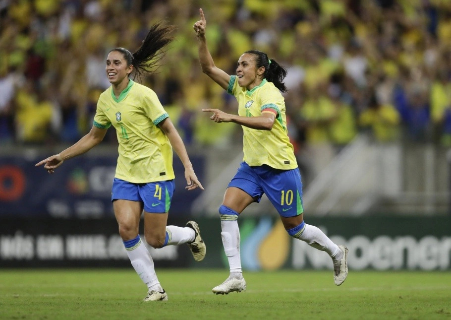 Após goleada em cima da Jamaica, seleção feminina segue firme na Copa do Mundo