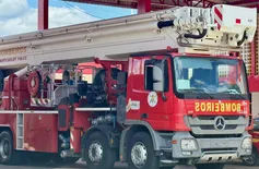 Jovem morre em incêndio na zona Sul de Teresina; vítima foi encontrada no banheiro