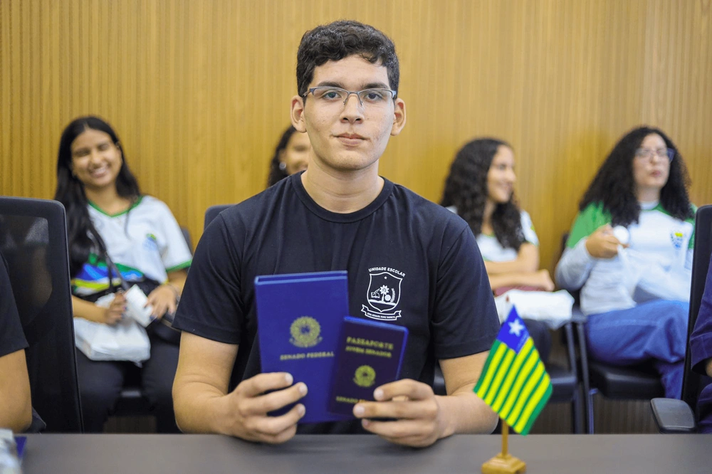 Estudante de São Miguel do Tapuio vence o Concurso Jovem Senador 2024