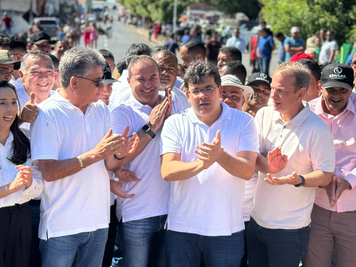 Governador entrega rodovias recuperadas e delegacia em Curimatá