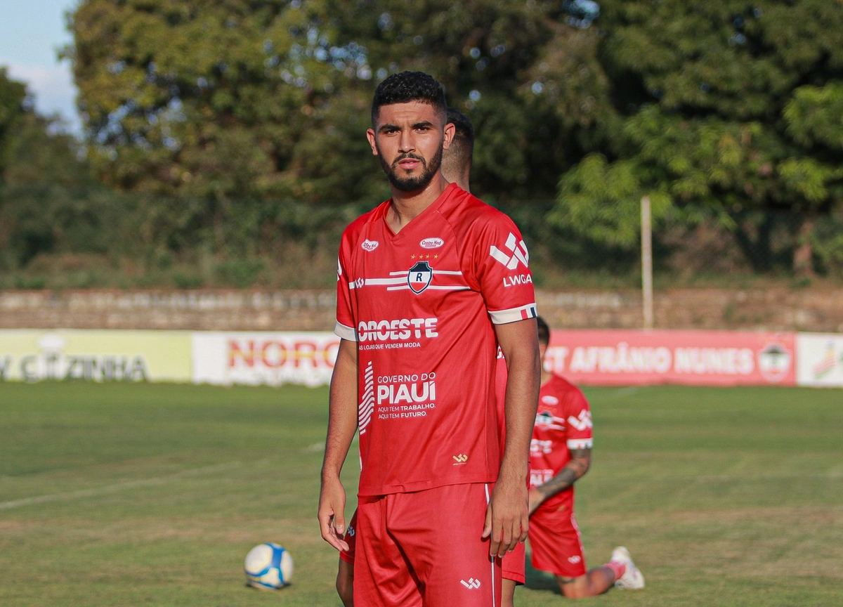 Guilherme Marques, zagueiro do River-PI